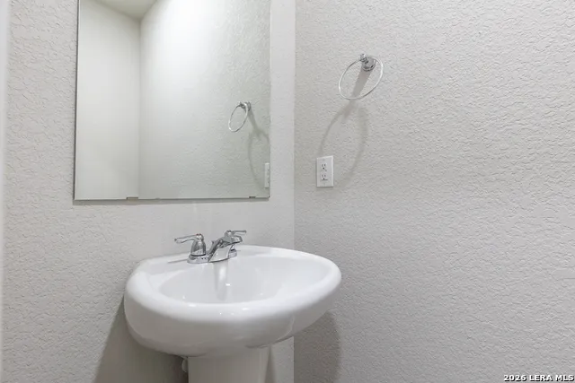 7239 Converse Ridge Unit 501 San Antonio, TX 78239