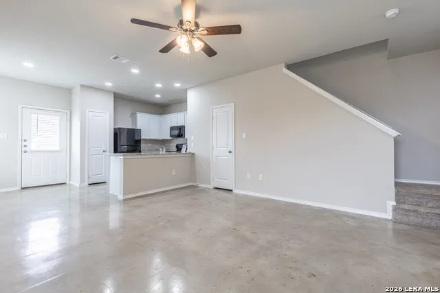 7239 Converse Ridge Unit 501 San Antonio, TX 78239
