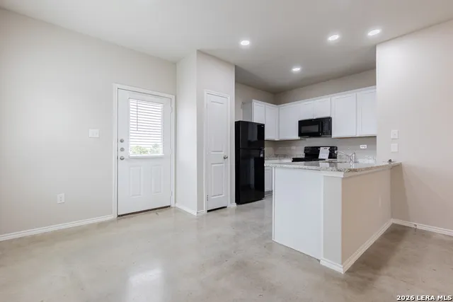7239 Converse Ridge Unit 501 San Antonio, TX 78239