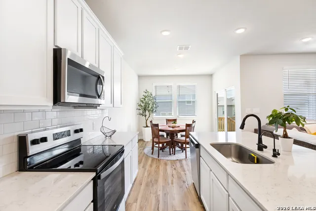 235 Brook Shadow Cibolo, TX 78108
