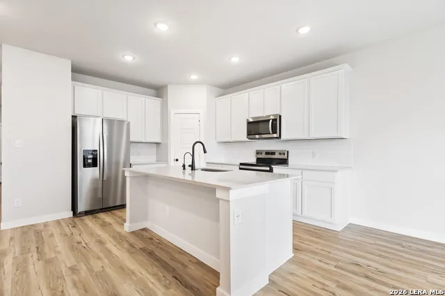235 Brook Shadow Cibolo, TX 78108