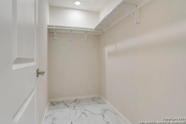 531 S Monumental Unit 1101 San Antonio, TX 78203