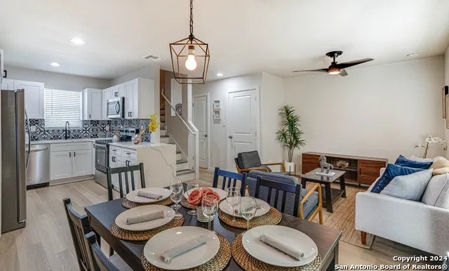 531 S Monumental Unit 1101 San Antonio, TX 78203