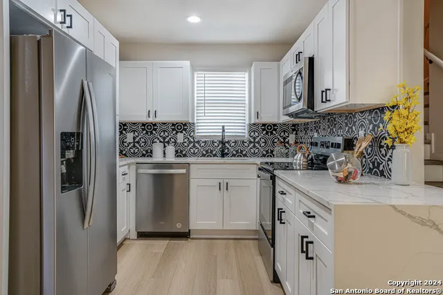 531 S Monumental Unit 1101 San Antonio, TX 78203