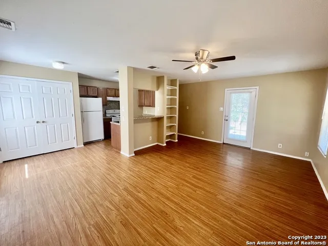 508 Pitts St Seguin, TX 78155