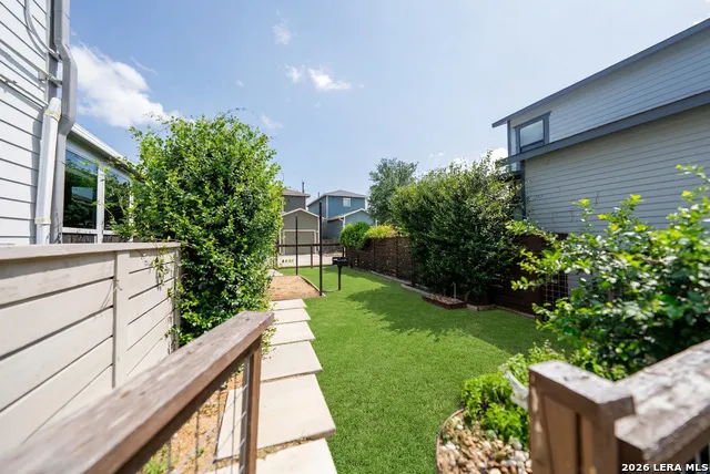 1150 OLIVE ST San Antonio, TX 78202