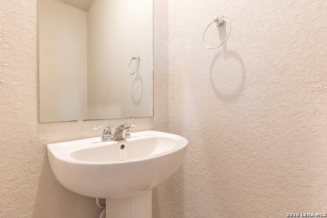 8723 KEY WINDY WAY Unit 1 Converse, TX 78109