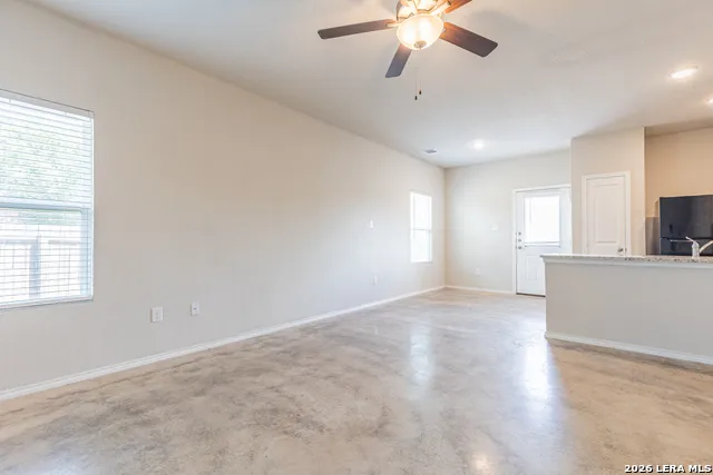 8723 KEY WINDY WAY Unit 1 Converse, TX 78109