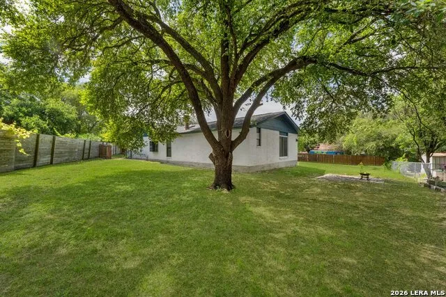 2526 Town Briar St San Antonio, TX 78238