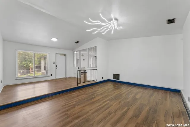 2526 Town Briar St San Antonio, TX 78238