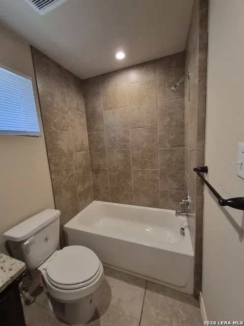 7042 Lakeview Dr. Unit 102 San Antonio, TX 78244