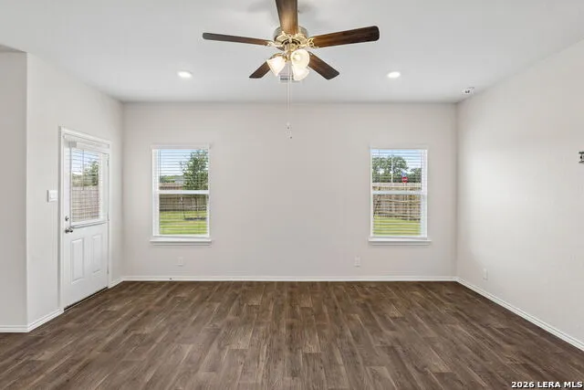 162 Owl Burrow San Antonio, TX 78253