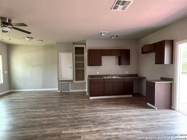 11221 MARTINEZ PASS Unit A Schertz, TX 78108