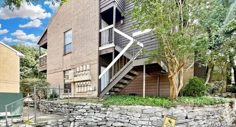 8655 Datapoint Drive Unit 801