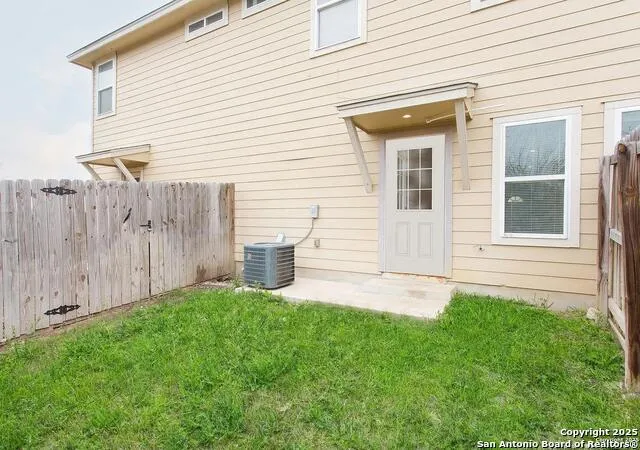 6510 Melanzane Unit 104 San Antonio, TX 78233