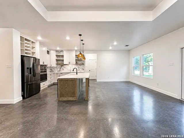 656 Fawn Drive Spring Branch, TX 78070