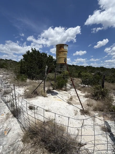 911 Sd 46063 Rocksprings, TX 78880