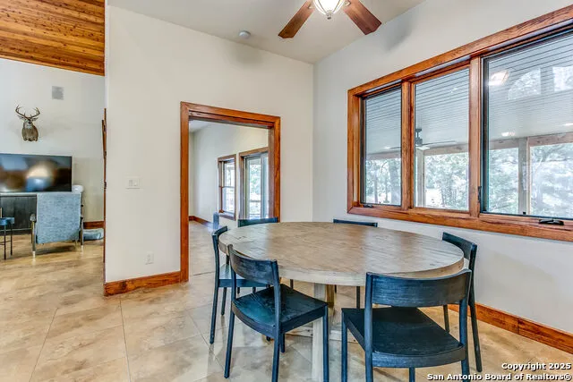 408 Copeland Hill Smithville, TX 78957