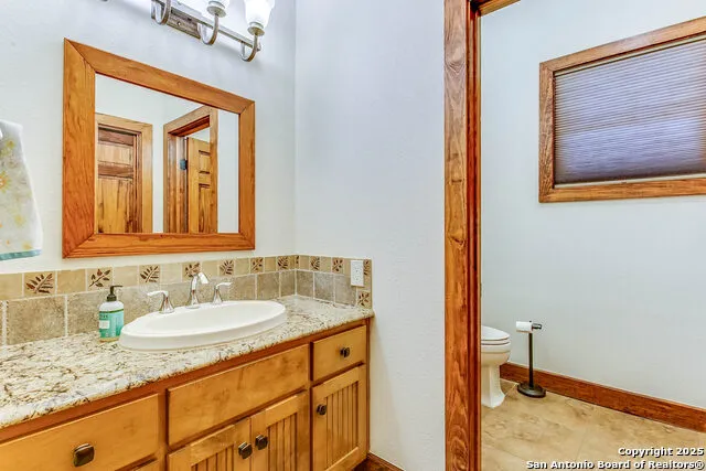 408 Copeland Hill Smithville, TX 78957