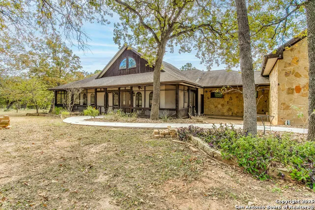 408 Copeland Hill Smithville, TX 78957