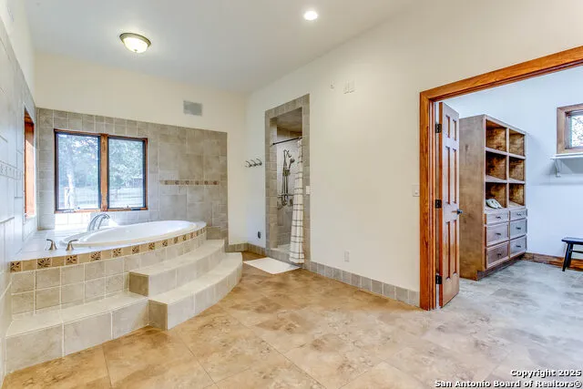 408 Copeland Hill Smithville, TX 78957