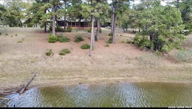 408 Copeland Hill Smithville, TX 78957