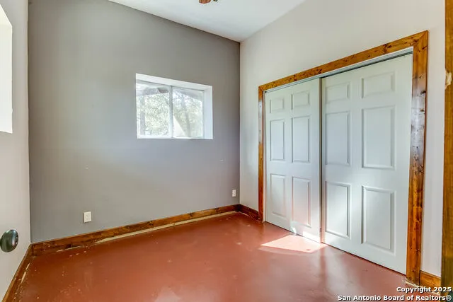 408 Copeland Hill Smithville, TX 78957