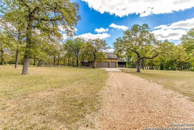 408 Copeland Hill Smithville, TX 78957