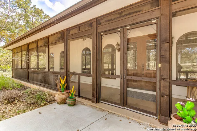 408 Copeland Hill Smithville, TX 78957