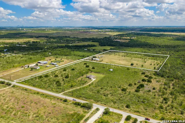 8804 Williamson Kyle, TX 78640