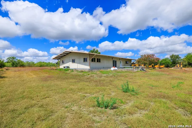 8804 Williamson Kyle, TX 78640