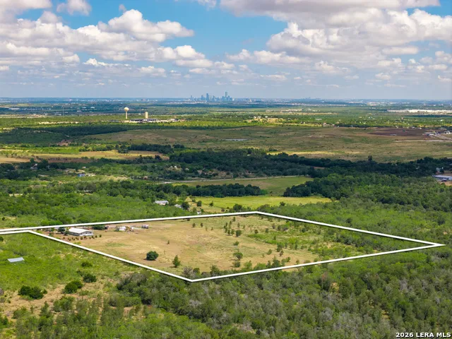 8804 Williamson Kyle, TX 78640