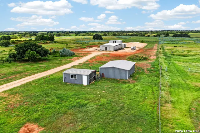 3450 Fm 1922 Floresville, TX 78114