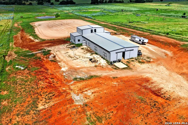 3450 Fm 1922 Floresville, TX 78114