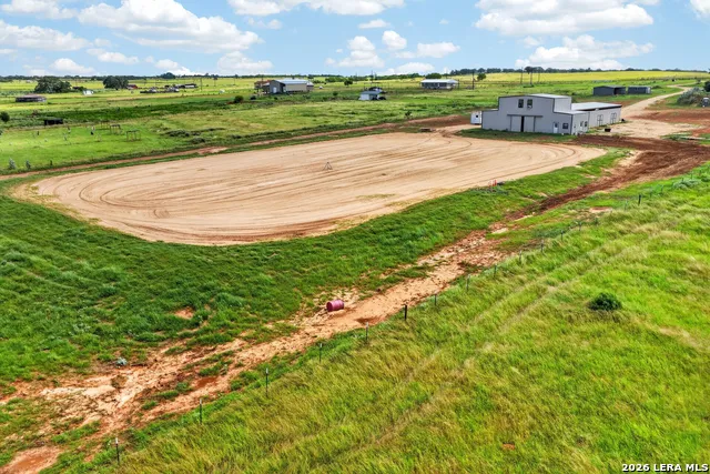 3450 Fm 1922 Floresville, TX 78114