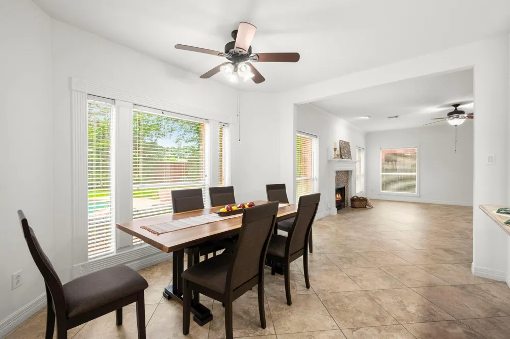 9514 Champions Cove Drive Spring, TX 77379