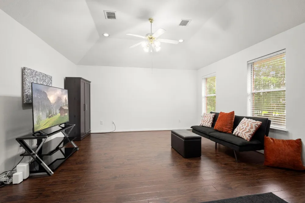 9514 Champions Cove Drive Spring, TX 77379