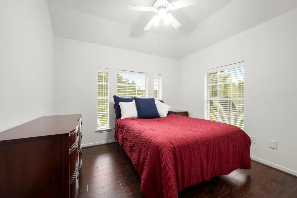 9514 Champions Cove Drive Spring, TX 77379