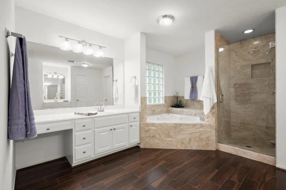 9514 Champions Cove Drive Spring, TX 77379