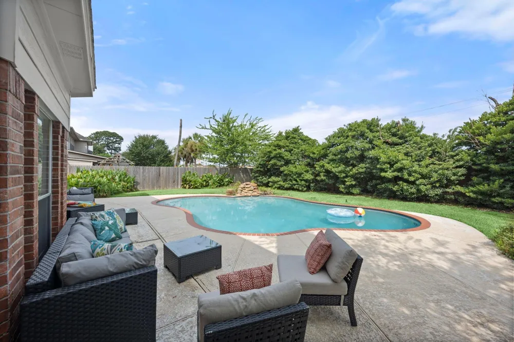 9514 Champions Cove Drive Spring, TX 77379