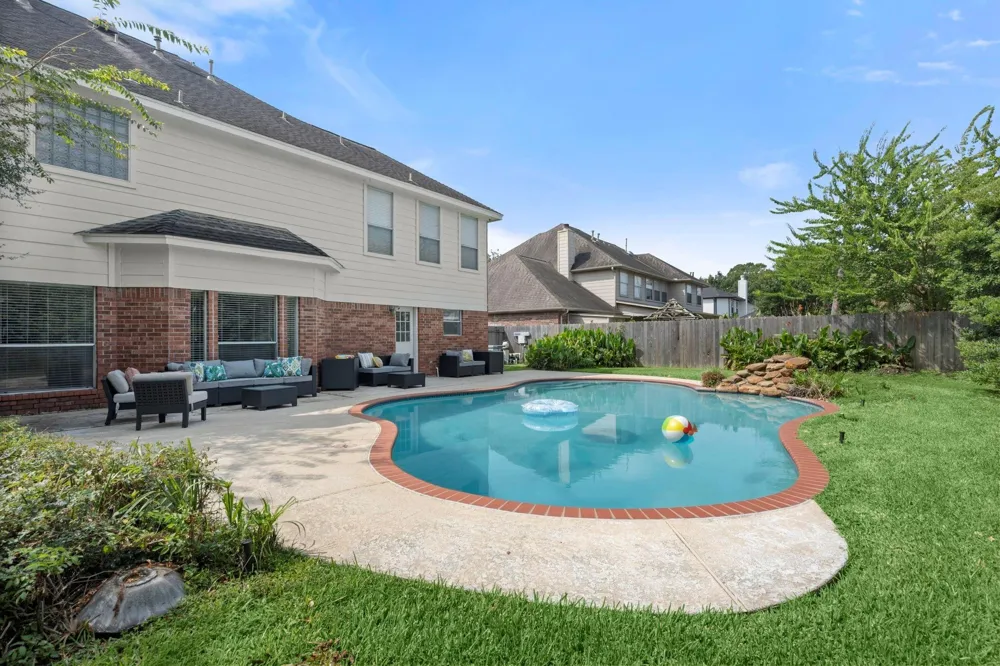 9514 Champions Cove Drive Spring, TX 77379