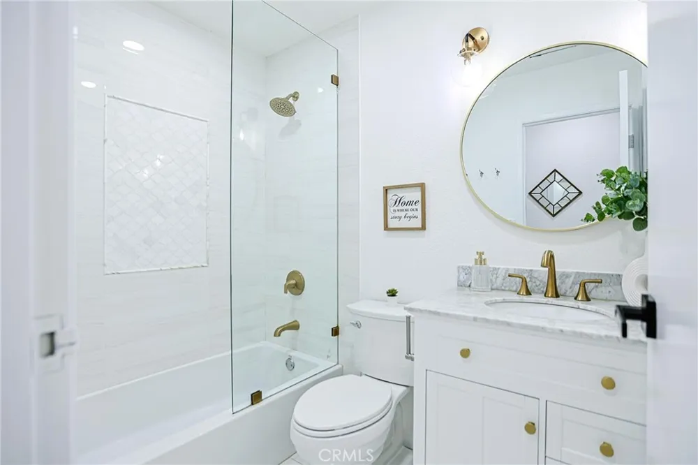 15611 Toway Huntington Beach, CA 92647