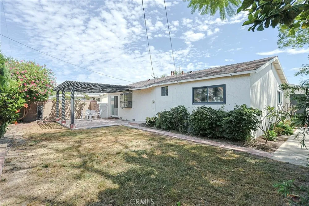15611 Toway Huntington Beach, CA 92647