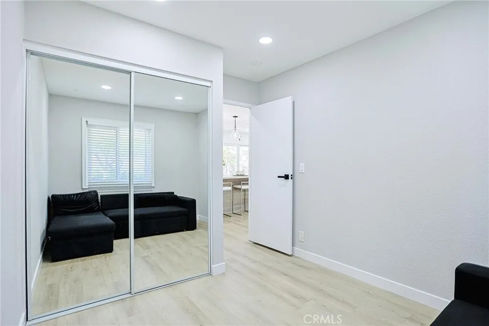 15611 Toway Huntington Beach, CA 92647