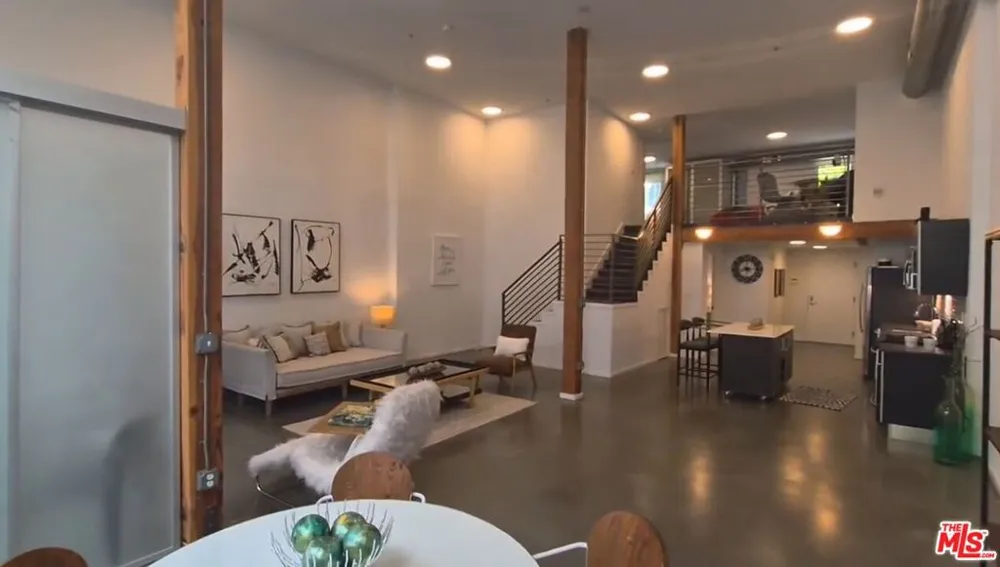 4133 Redwood Avenue #1014 Los Angeles, CA 90066