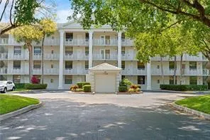 1709 Whitehall Drive #205 Davie, FL 33324