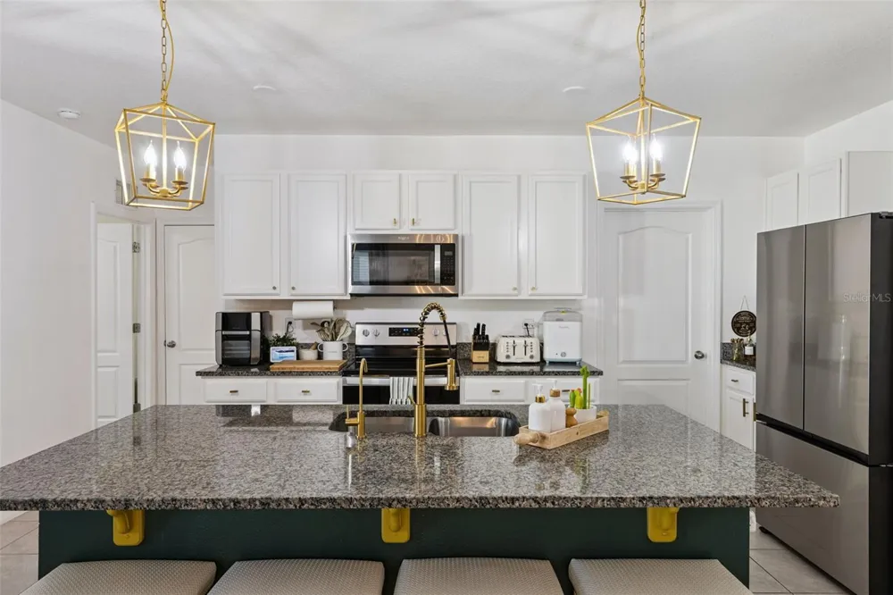 3676 SUNGROVE CIRCLE Sanford, FL 32771