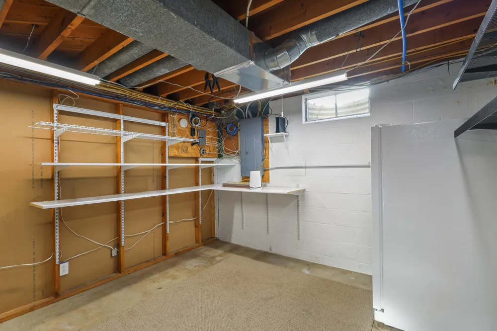 3695 Pinto Road Cooper Charter Township, MI 49004