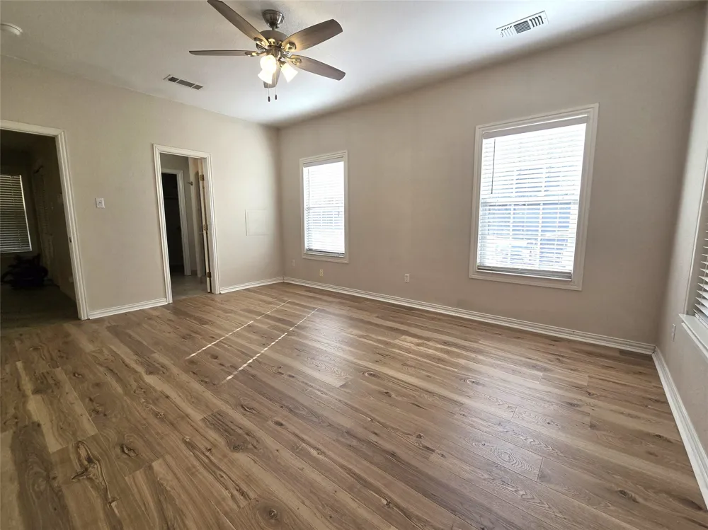 210 E El Camino Real Weatherford, TX 76087