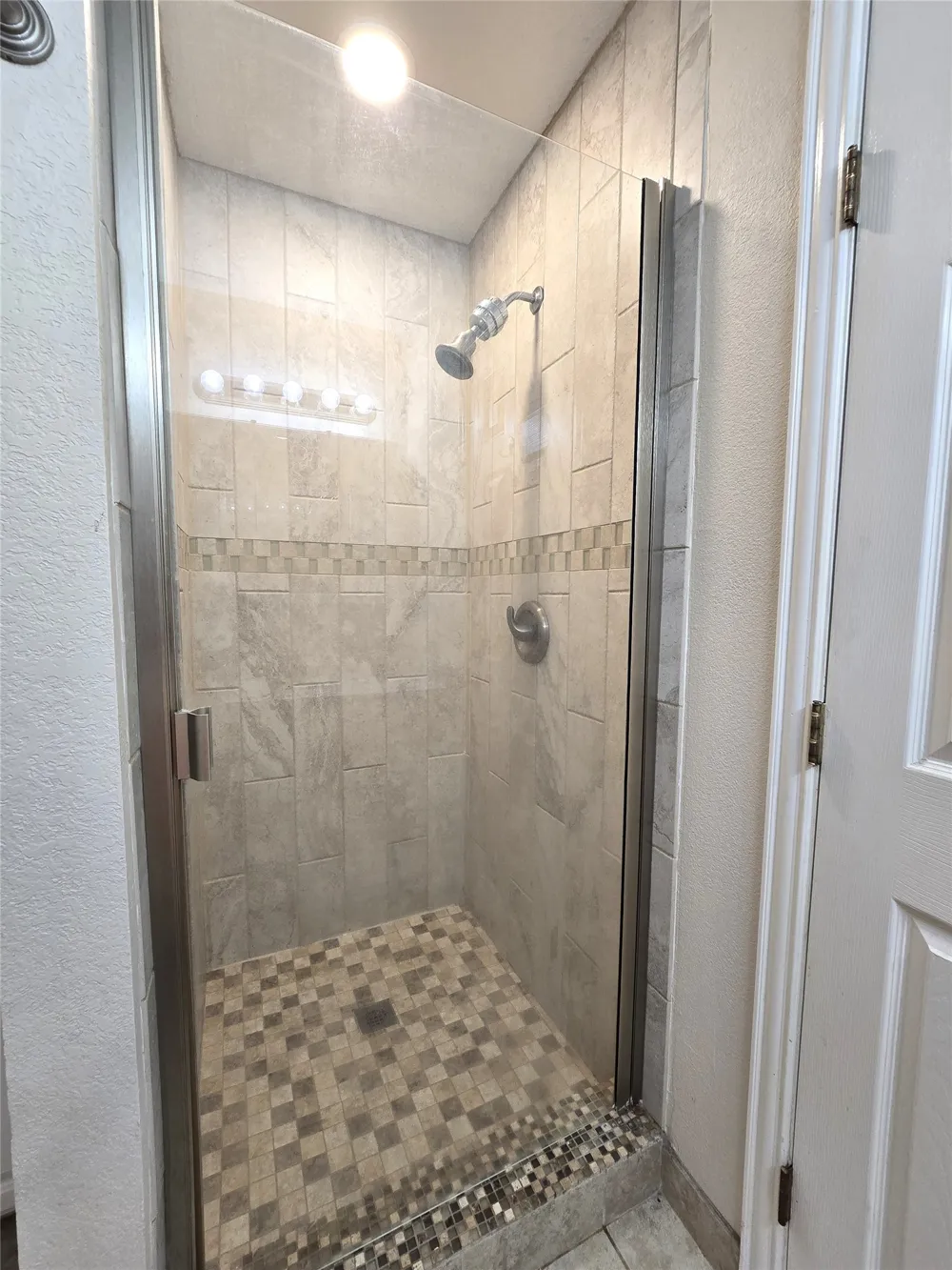 210 E El Camino Real Weatherford, TX 76087